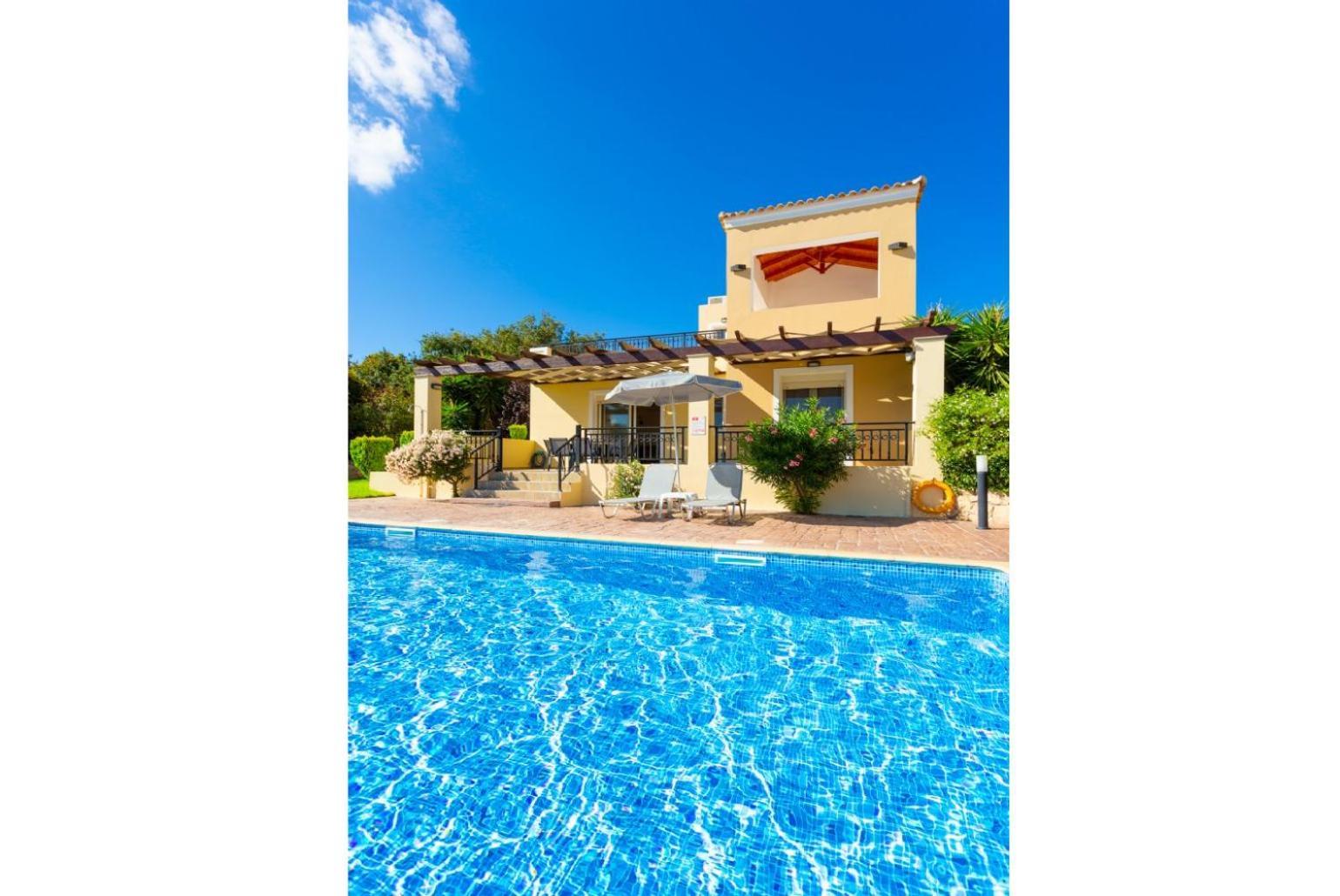 Villa Mary Gerani  Ngoại thất bức ảnh